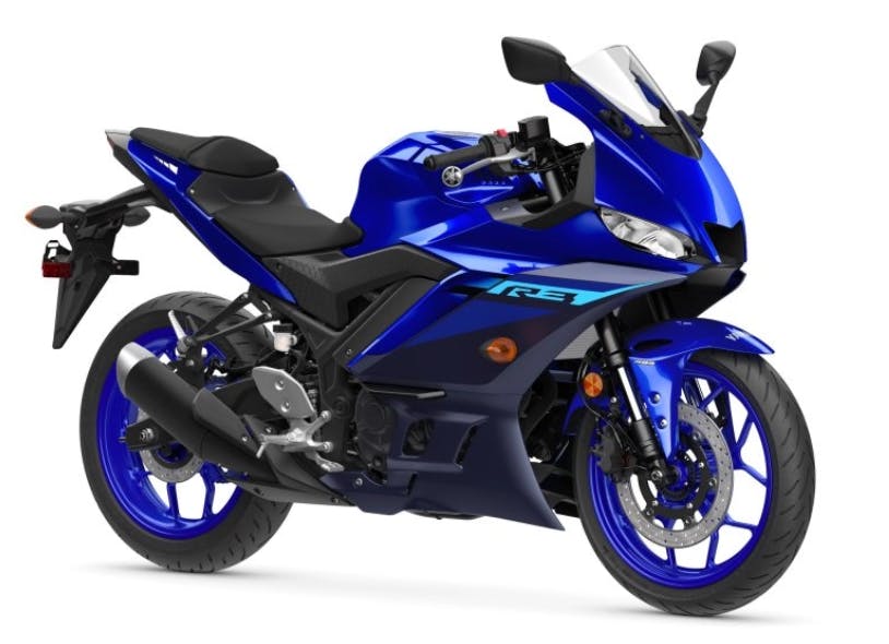 stock picture of a Yamaha YZF-R3 cheap but reliable beginner motorcycles