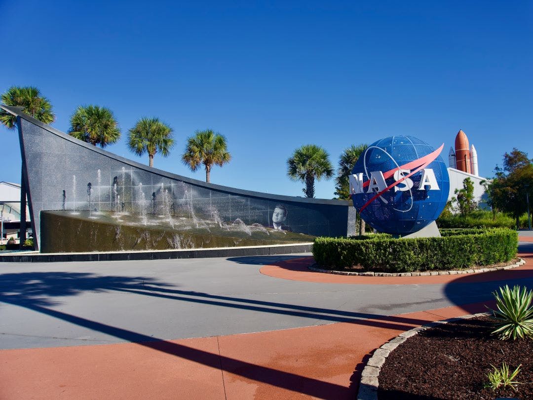 entry plaza at the kenndy space center best florida day trips