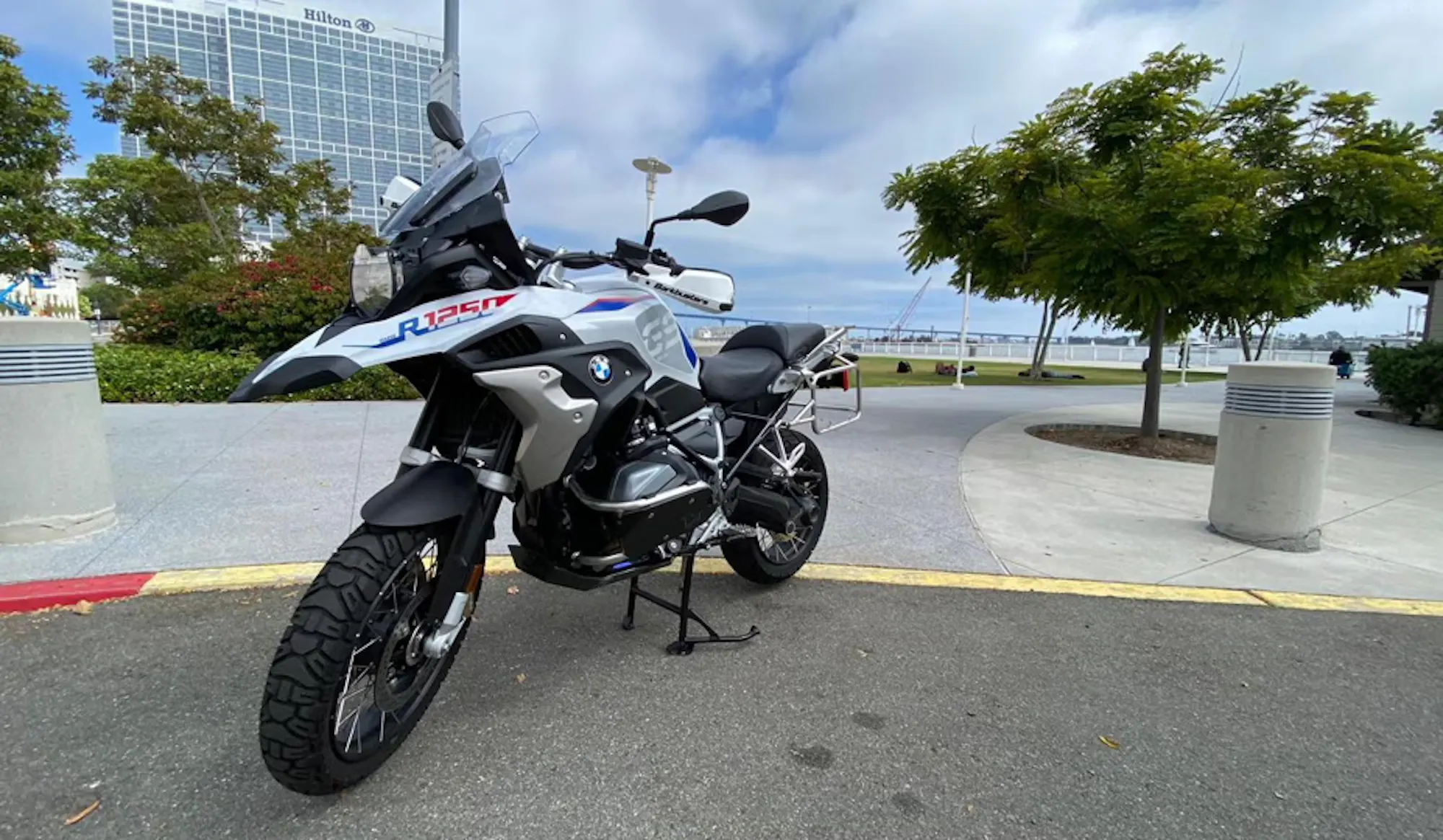 moto bmw en alquiler con Riders Share en San Diego