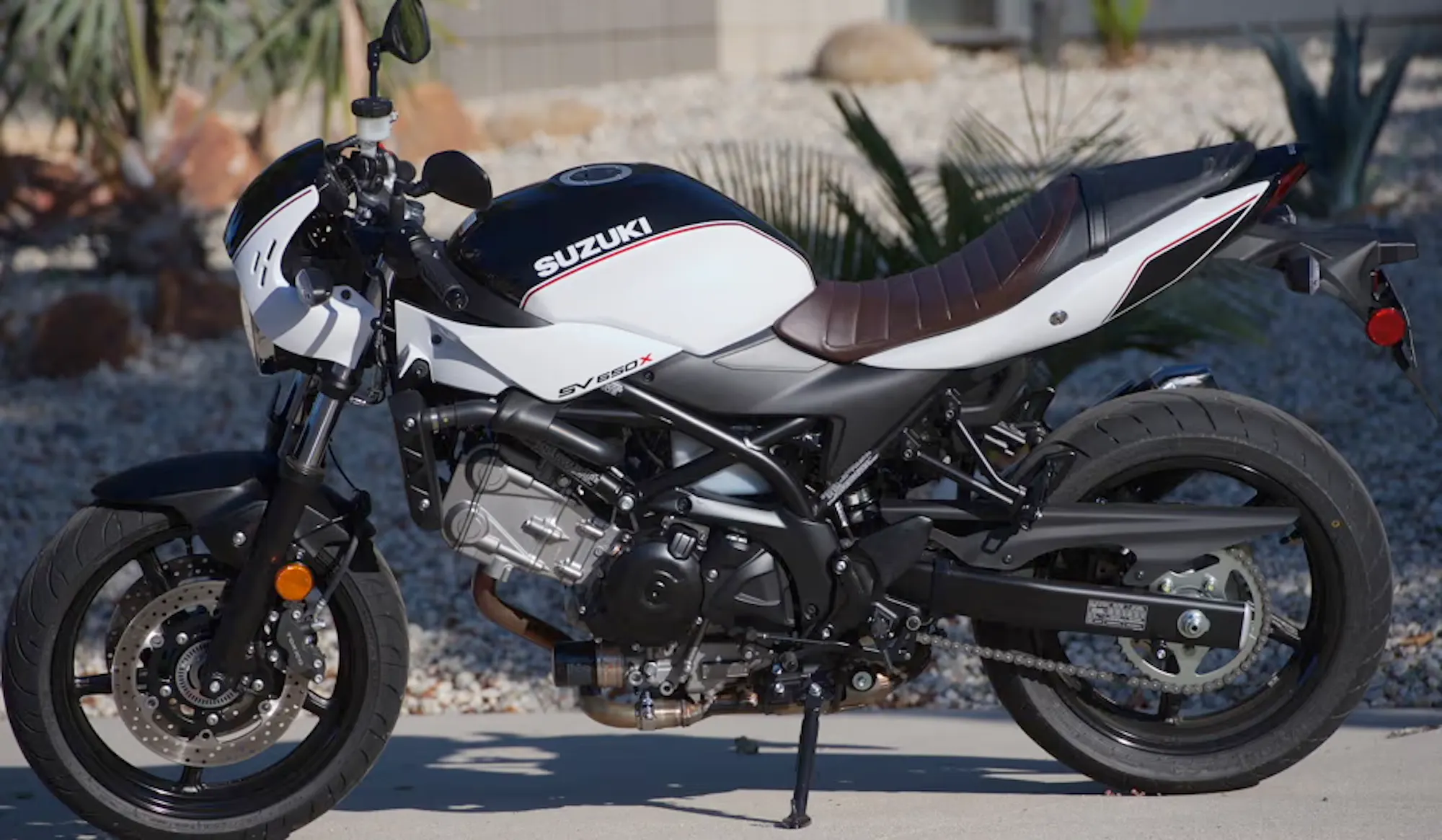 alquilar una motocicleta Suzuki con Riders Share en San Diego