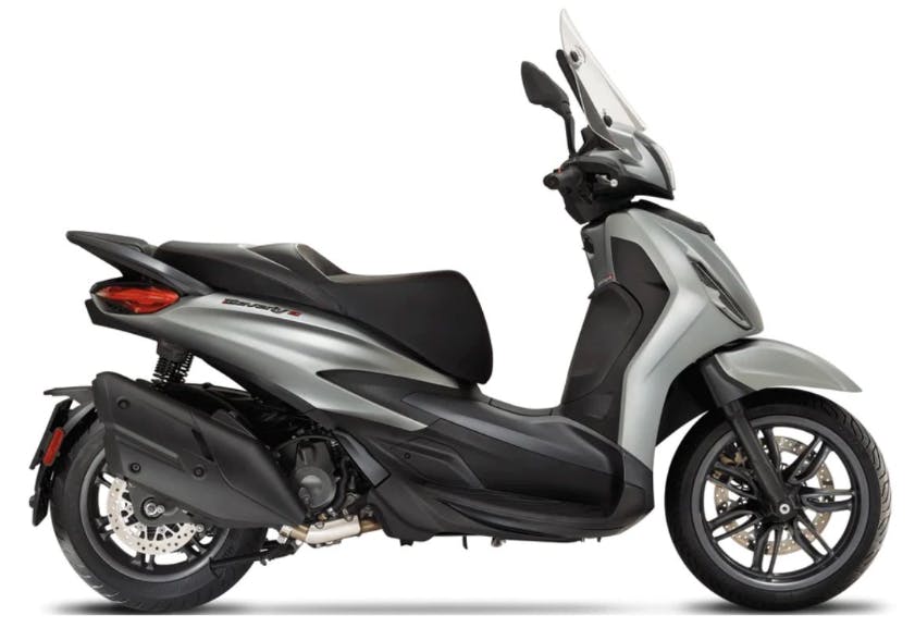Piaggio beverly 400 s Italian Scooter Brands for Your Next Vacation Scooter Rental
