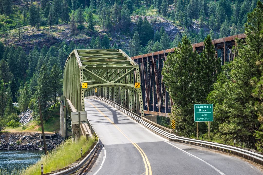 columbia river washington state nature Is Washington State a Good Place to Ride a Motorcycle?