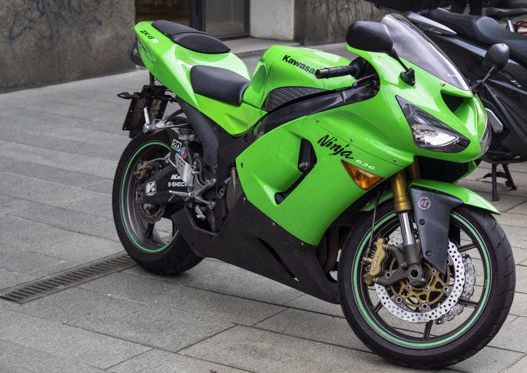 Kawasaki ZX-6R RR sports motorcycle with aluminum frame The Best 600c Sport Bikes of 2024-2025