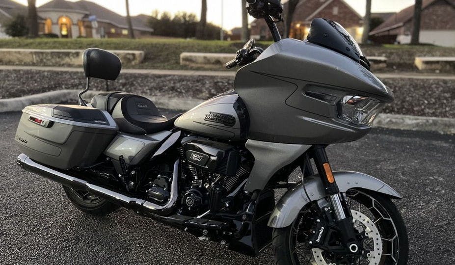 image of harley davidson road glide motorcycle - the best motorcycles to rent in san antonio