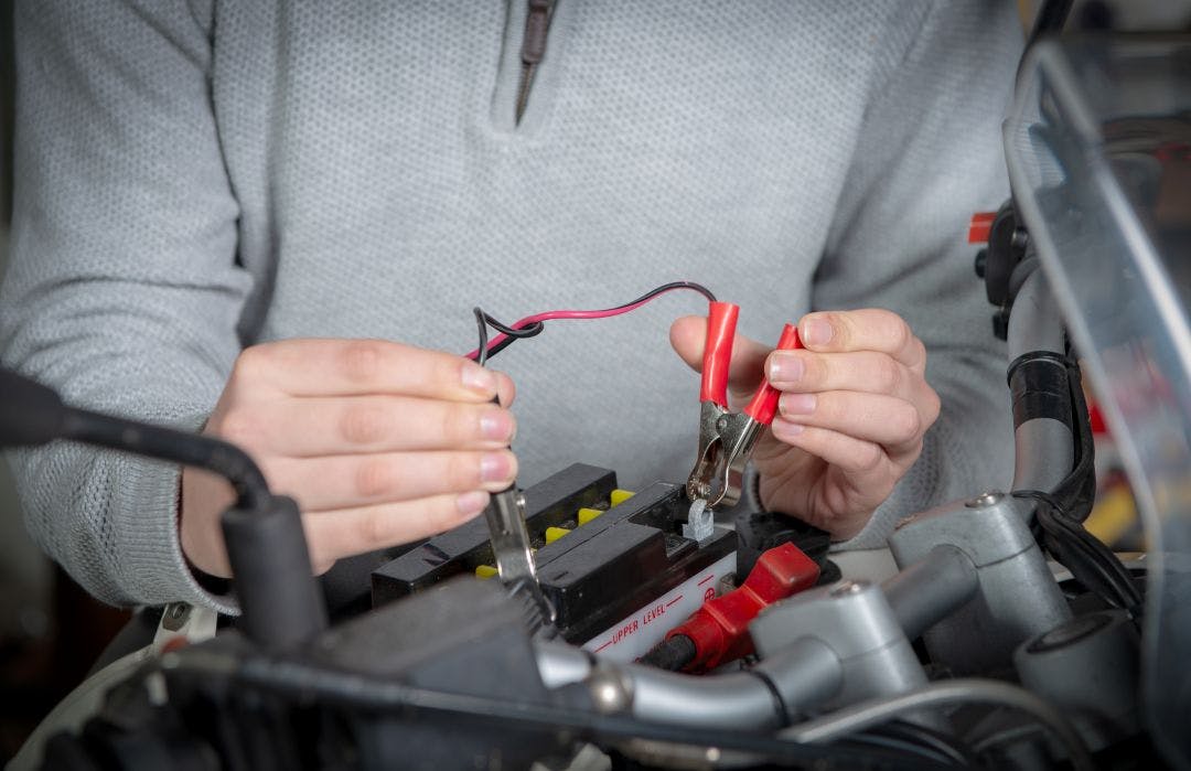 Charging the battery of a motorcycle How to Jump Start a Motorcycle Battery – Step-by-Step Guide