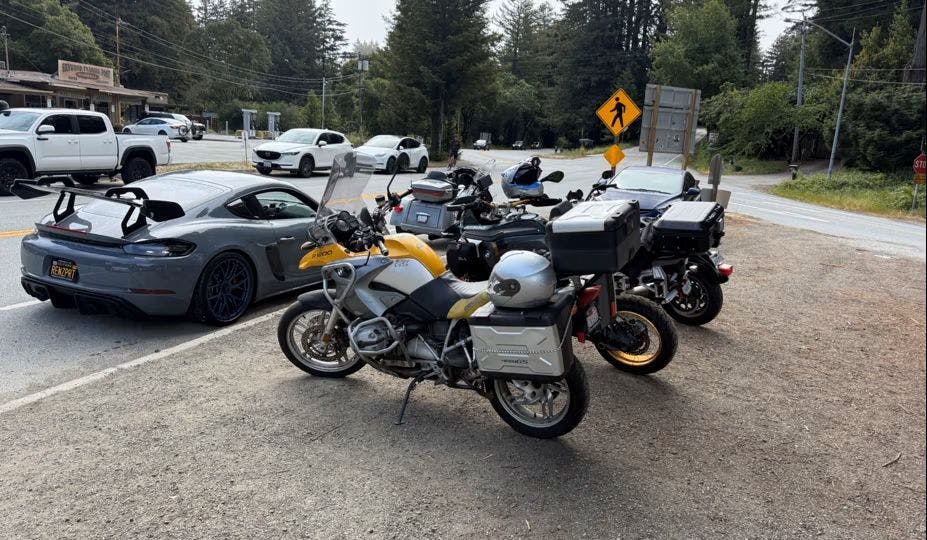 motorcycles parked outside of Alices restaurant california Alice's Restaurant | Bay Area Motorcycle Destination