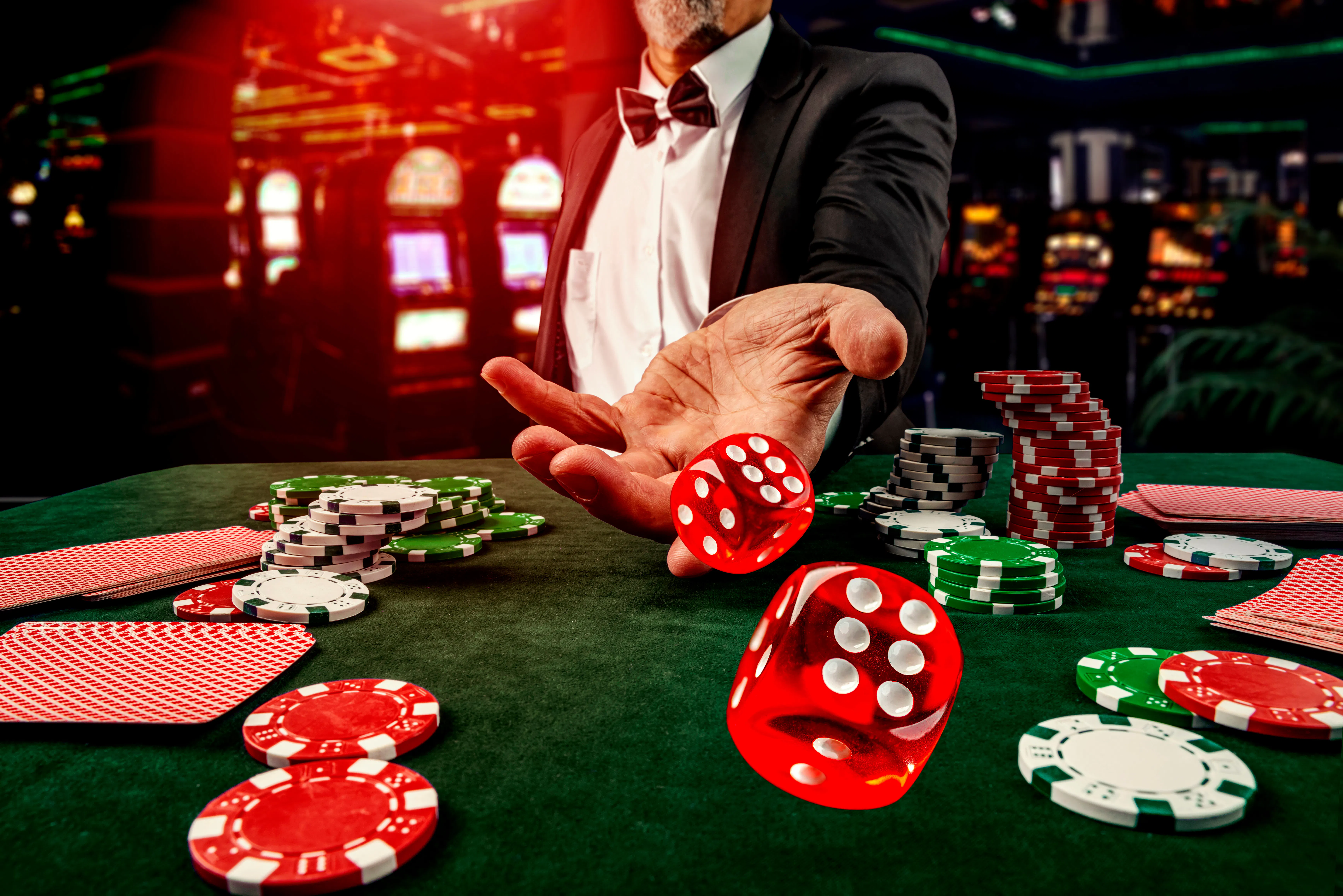 Las Vegas attractions and entertainment beyond casinos