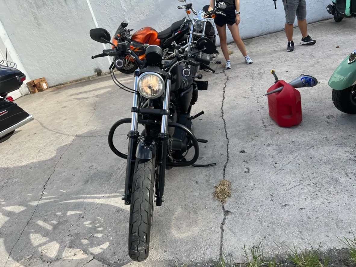 Os proprietários do Good Riders Share verificam as pressões dos pneus e os sulcos antes e depois de cada viagem para garantir que seus locatários tenham uma experiência incrível.