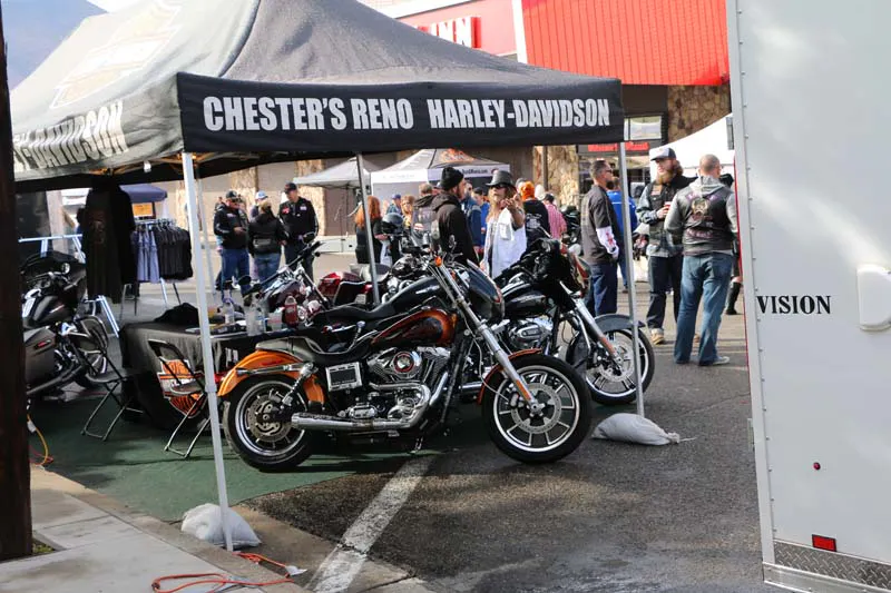 Você pode comprar ingressos para o poker run desafiador e muito mais!