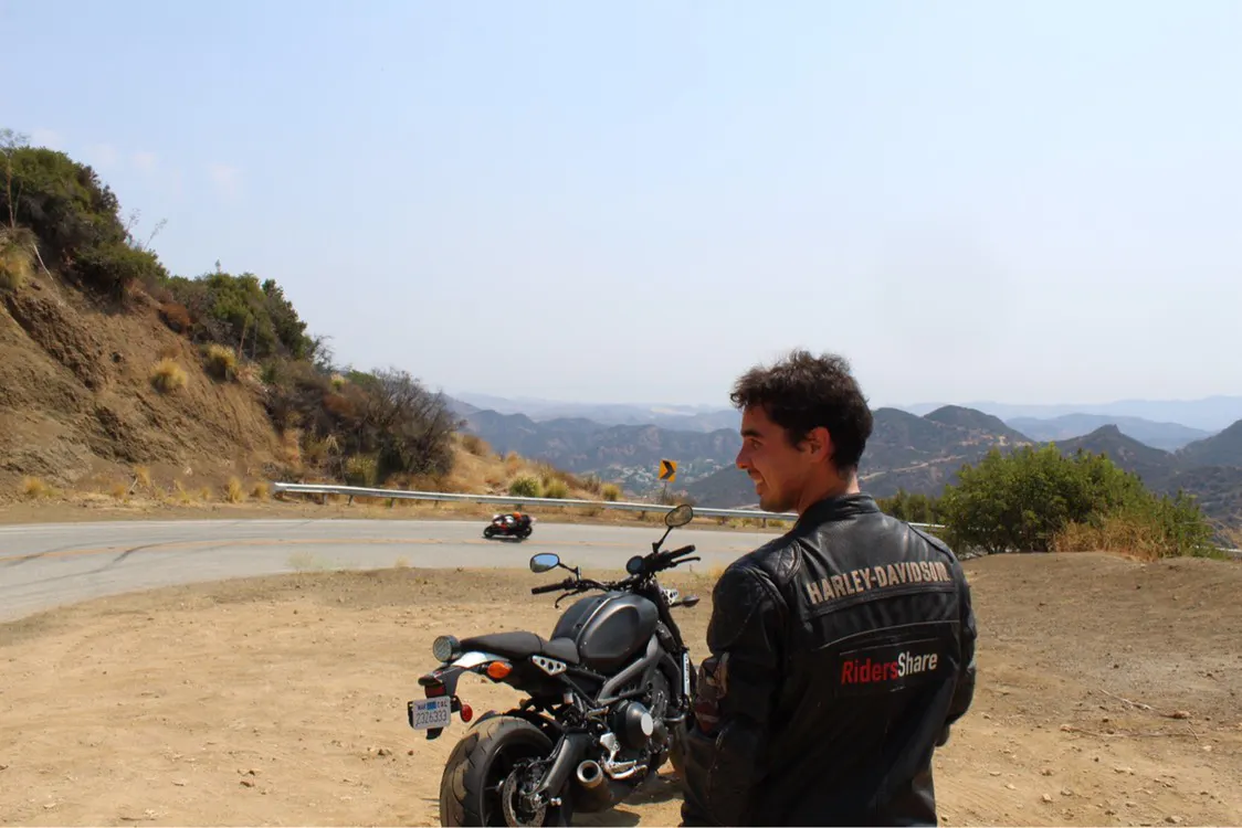 Eu acabei voltando para as motos esportivas, mas hoje eu ando como uma vovó