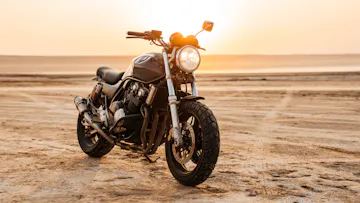 Motorcycle Rental in Los Angeles: Every Shop, Price, and Airport Pickup Option