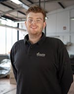 Mitarbeiter Niklas Lochbühler-Giese