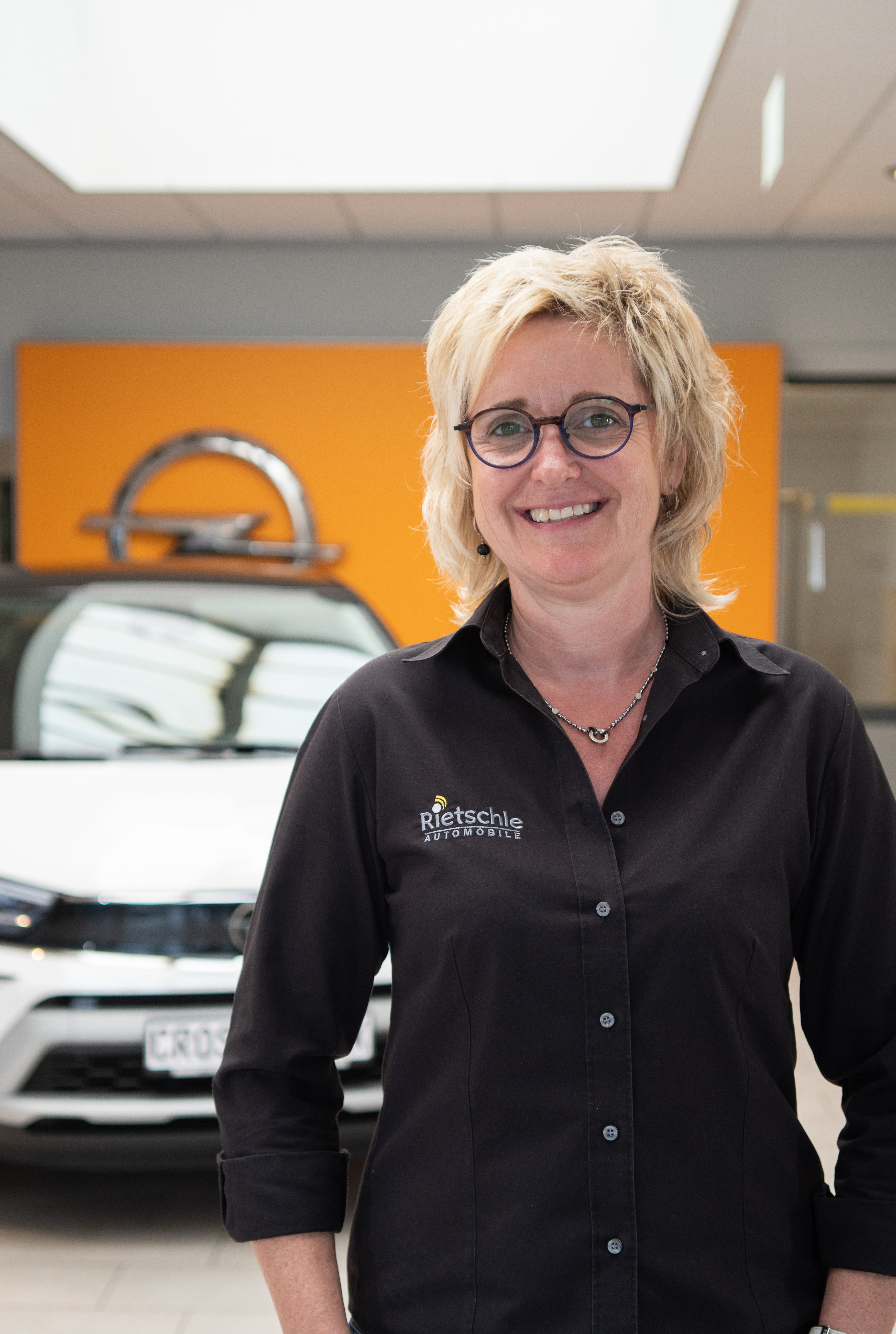 Verkaufsassistentin Neu- und Gebrauchtwagen - Sandra Knöpfel