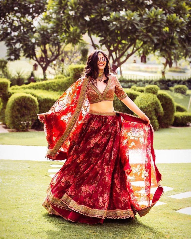 bridal mehndi dresses