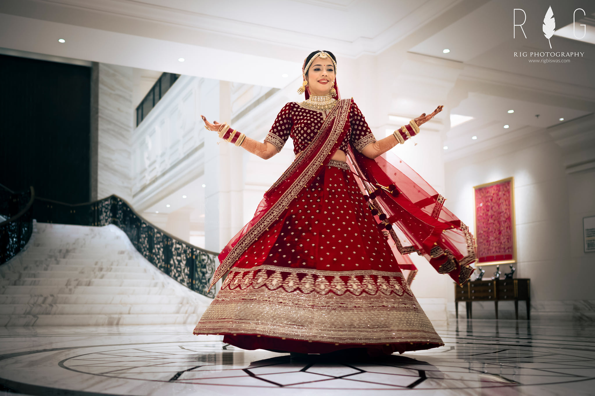 50 Stylish  Trending Bridal Poses for Every Clueless Bride  Pyaari  Weddings