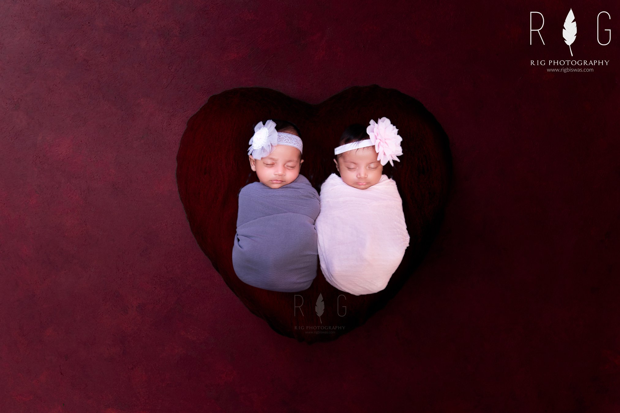 top maternity photoshoot in Kolkata