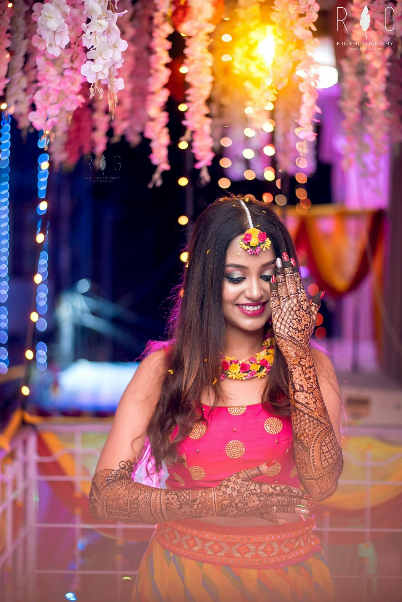 13 Latest Bridal Hairstyle For Mehendi Ceremony