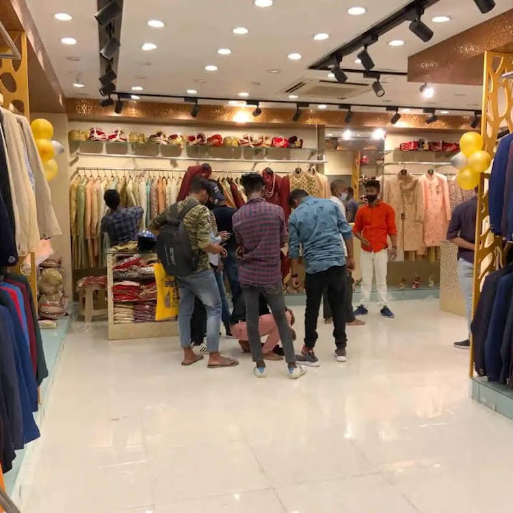 best wedding outfit store in Patna