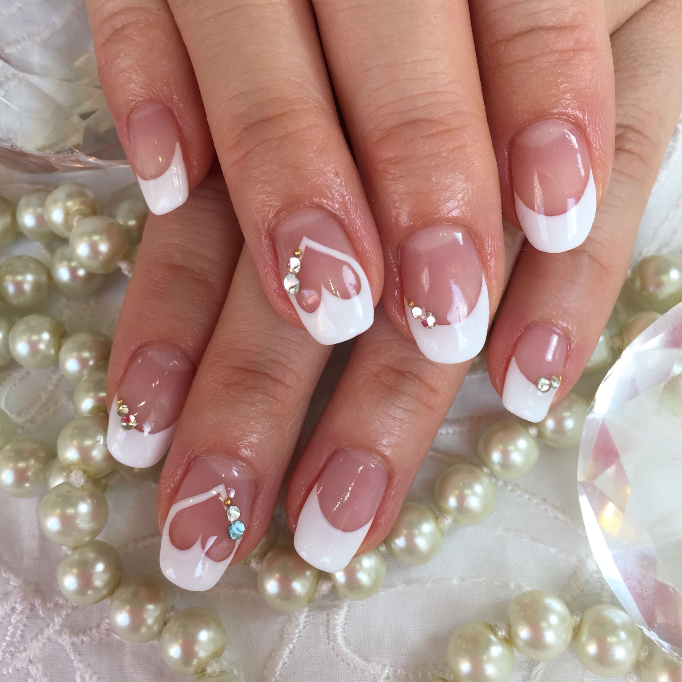 49 Wedding Nails Ideas For Every Bride From Frenchies To Dinky Details   Glamour UK
