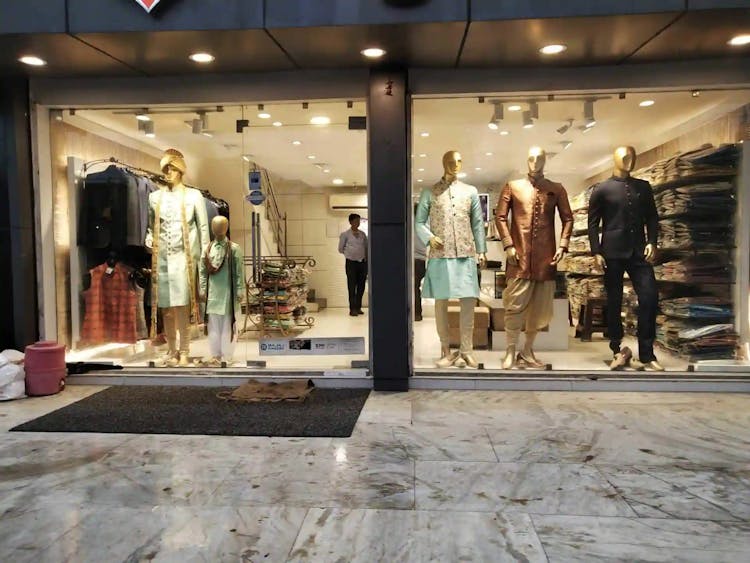 Best sherwani showroom in Patna