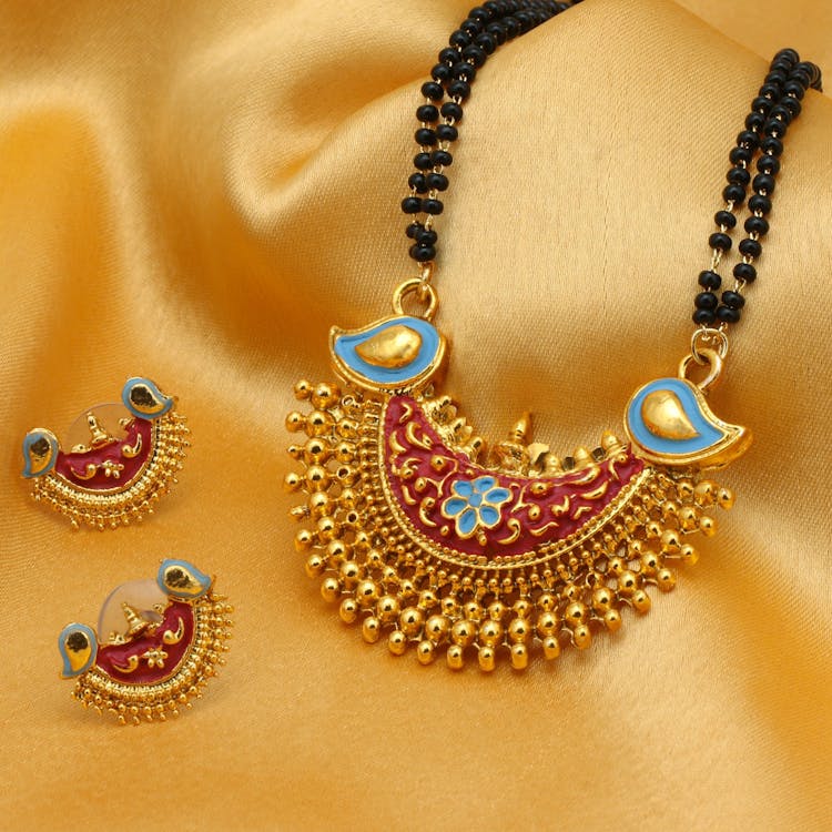 meenakari mangalsutra designs