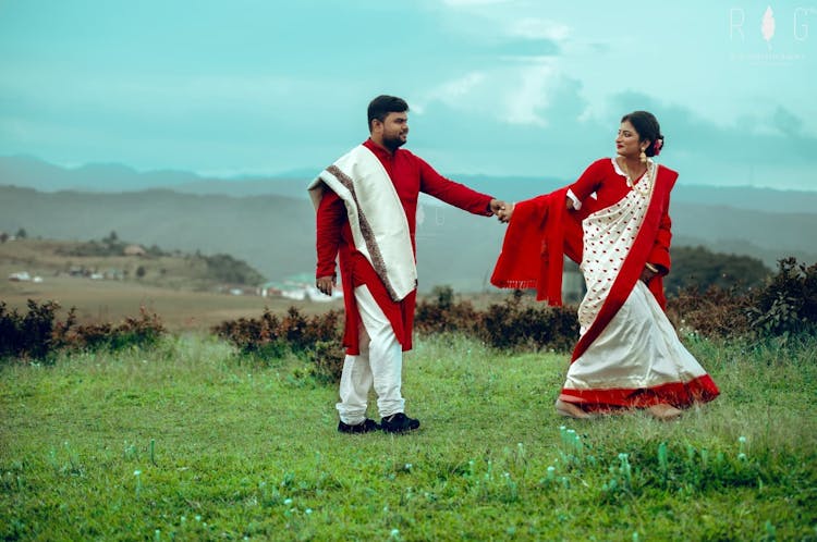 Best wedding couple pre -wedding poses