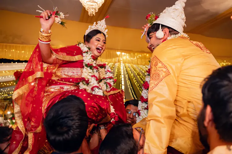 Mastering the 'Saat Paak' and 'Subho Drishti': How to Ensure Perfect Photos