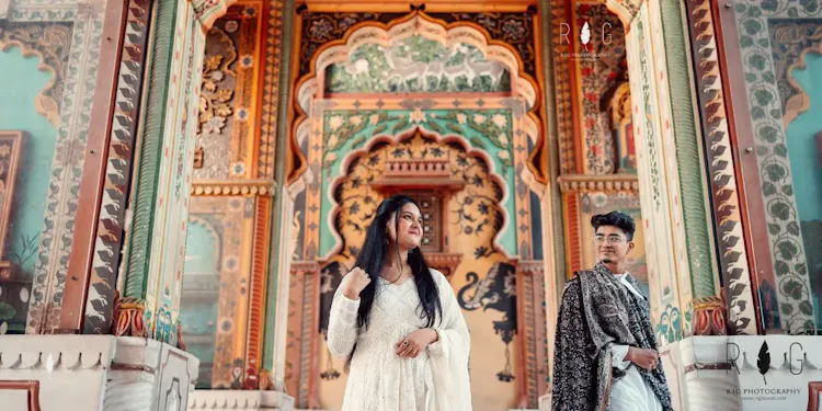 Top 10 Breathtaking Locations for a Pre-Wedding Photo Shoot