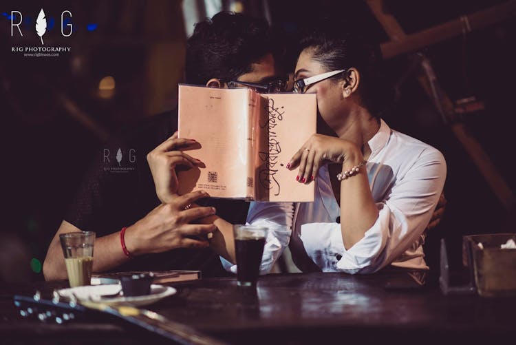 stunning poses for pre-wedding indoor photography