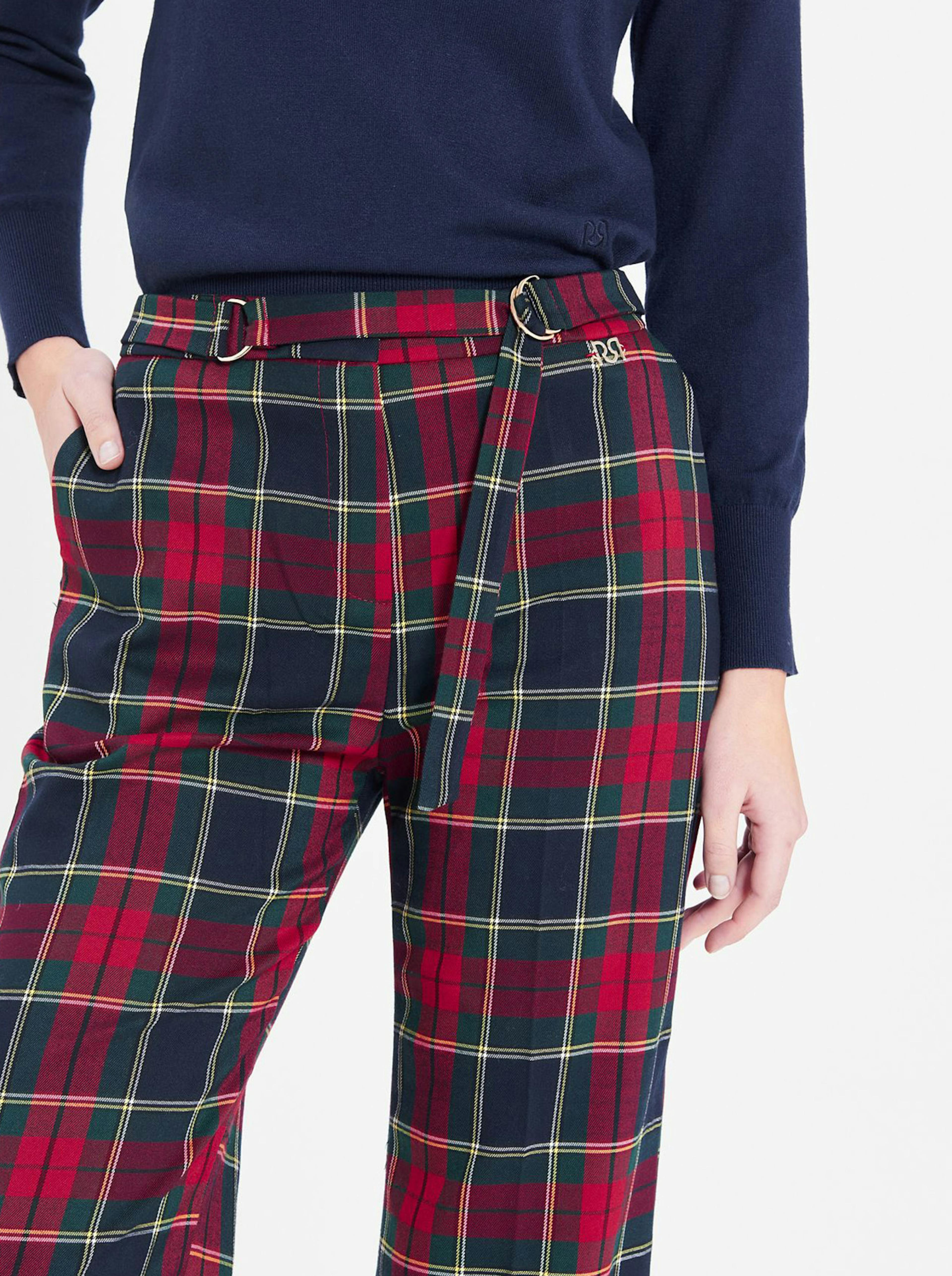 Pantaloni in tartan rossi e blu