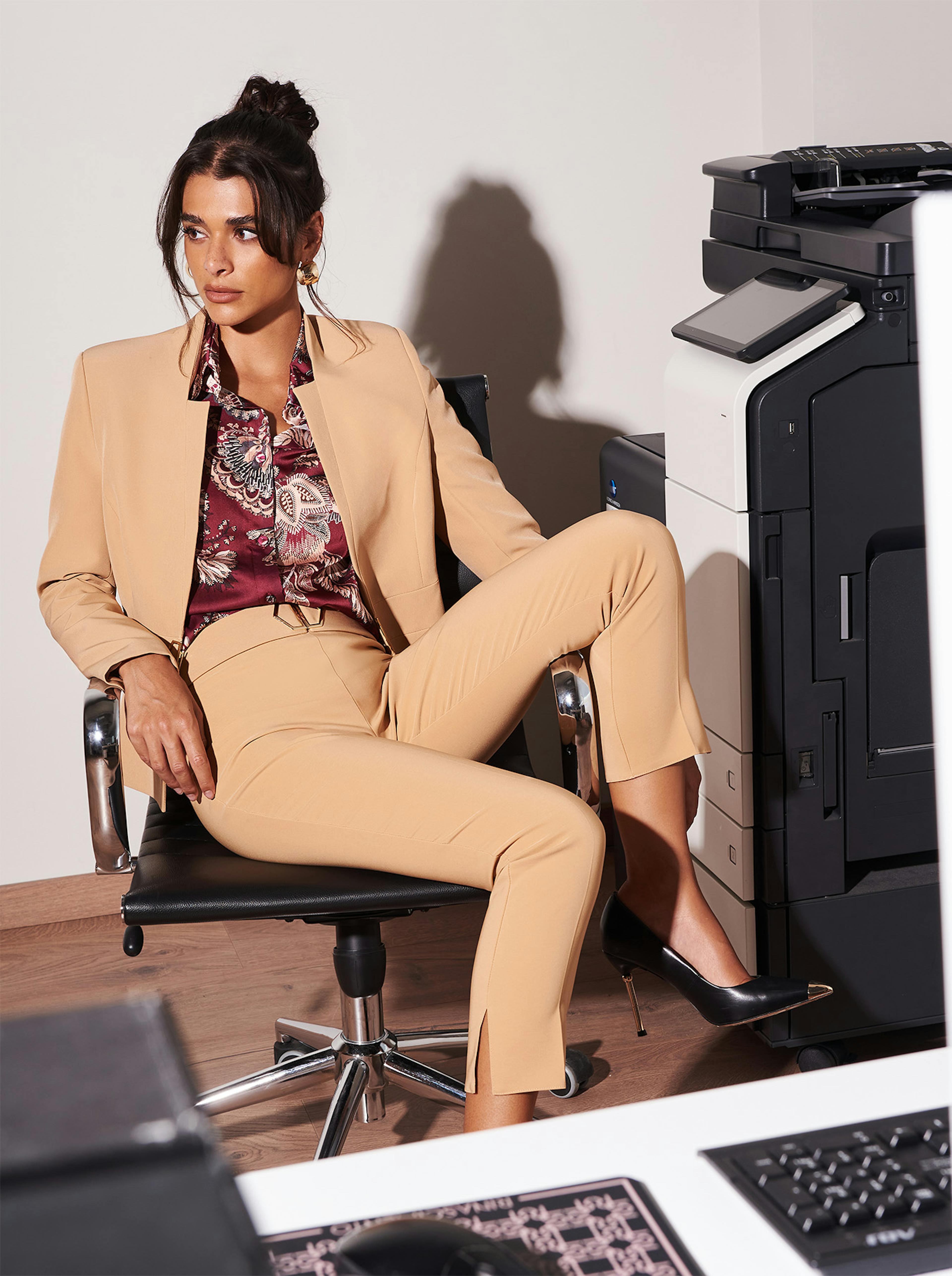 Model with beige suit