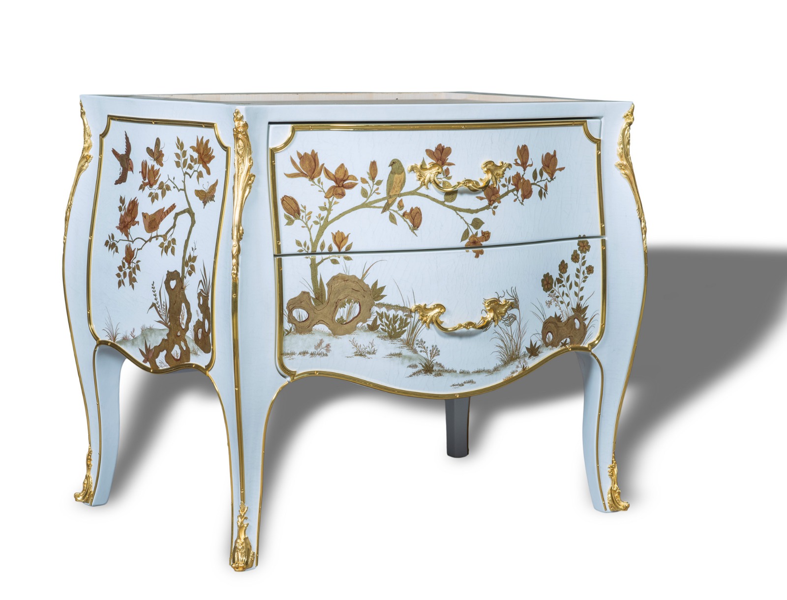 Bedside Table, Chinese lacquer, gold on white background,Furniture ©RINCK, Atelier Midavaine Lacquer
