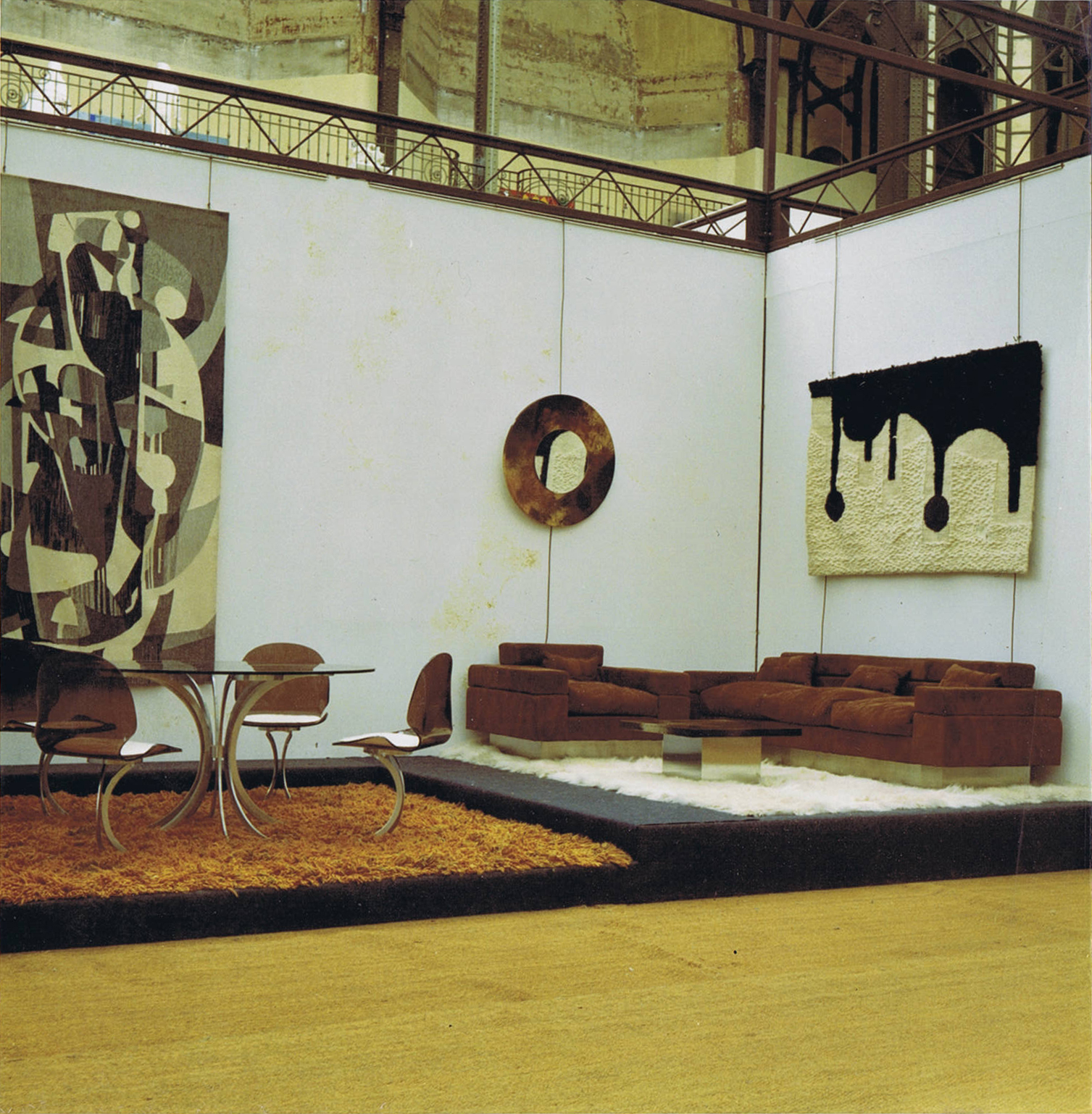 SNBA, living room ensemble: Rinck dining room set, presented at the Grand Palais, 1973© RINCK 