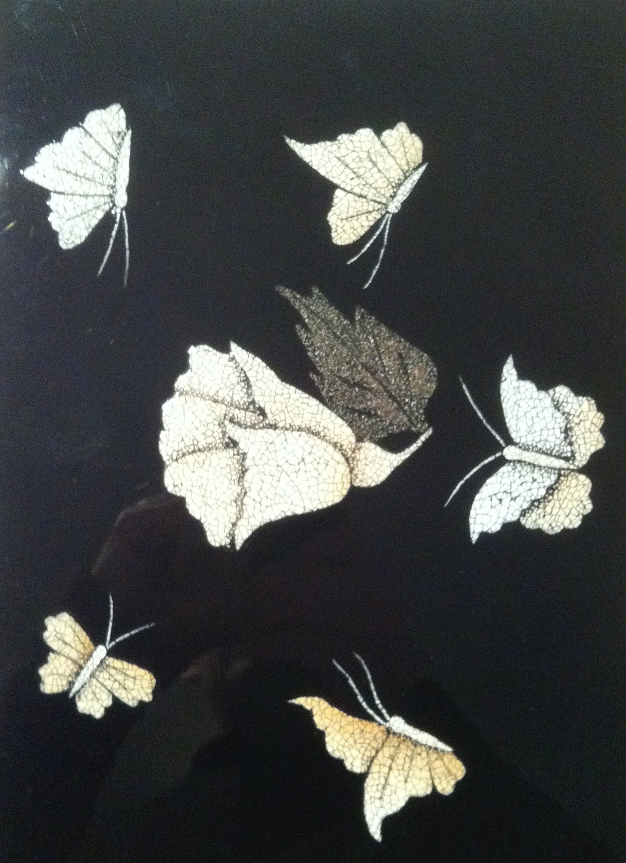 Vietmanese lacquer, with inserted egshells, Furniture ©RINCK, Atelier Midavaine Lacquer