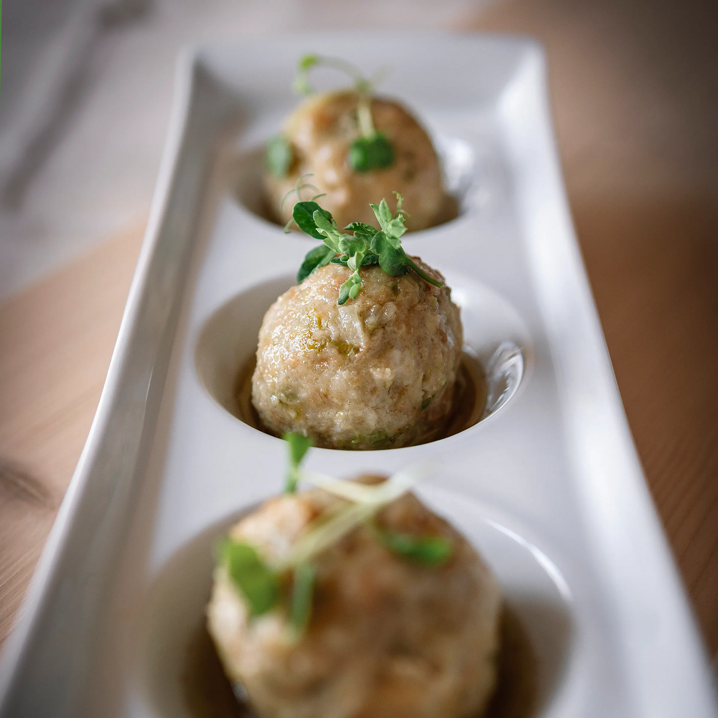 Canederli con verza e cuore di formaggio Puzzone di Moena