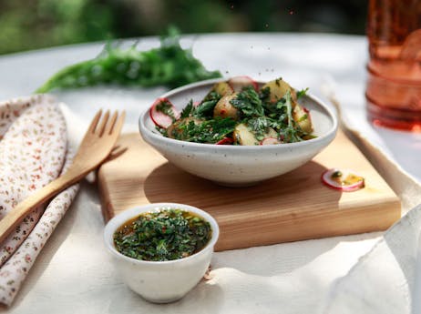Salade de patates grelots au chimichurri de chrysanthème