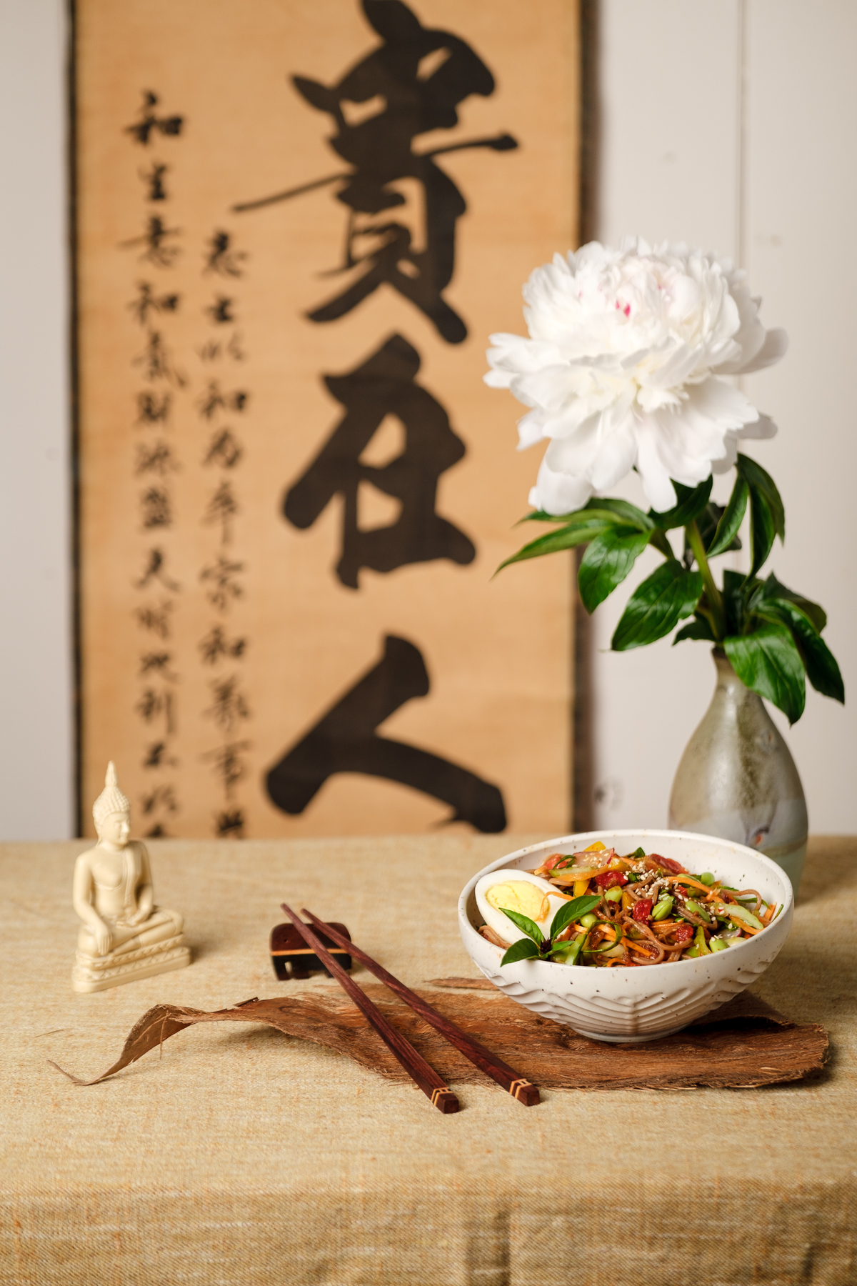 Salade de nouilles soba aux edamames et basilic thaï - Le Rizen