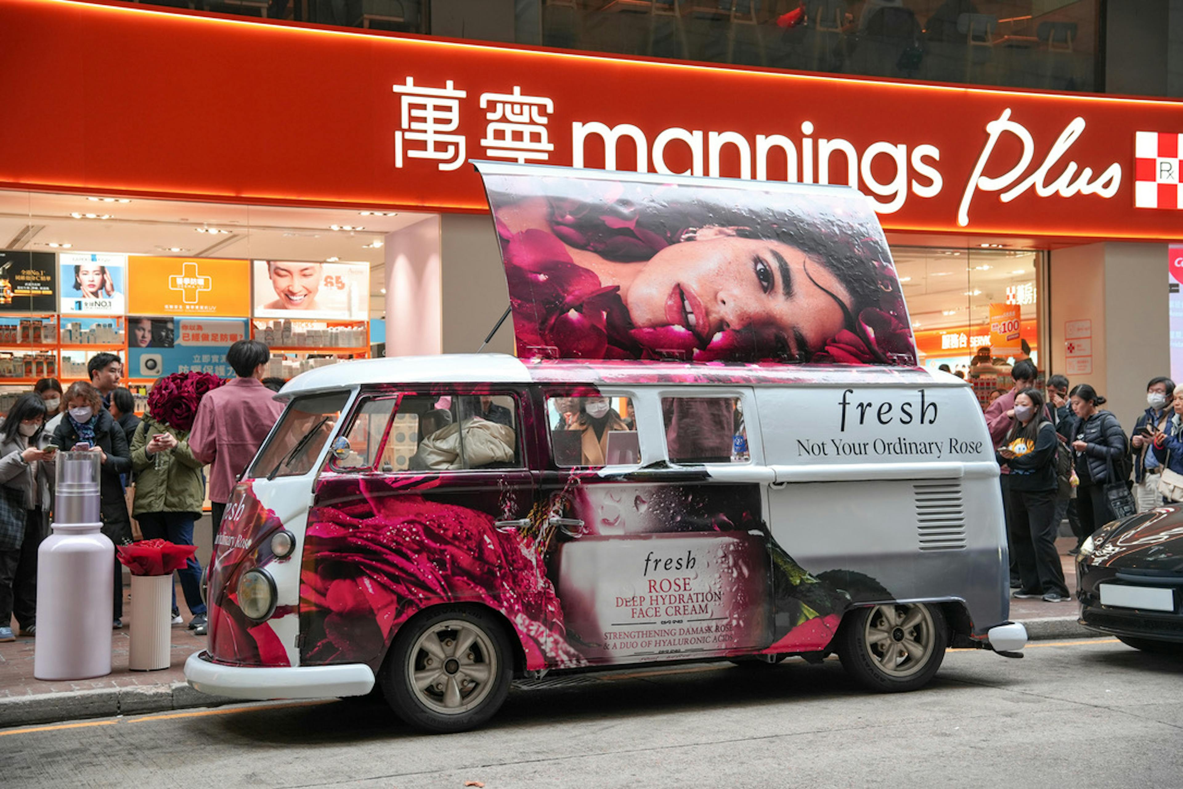 fresh rose hydration mobile promotion truck in Mong Kok