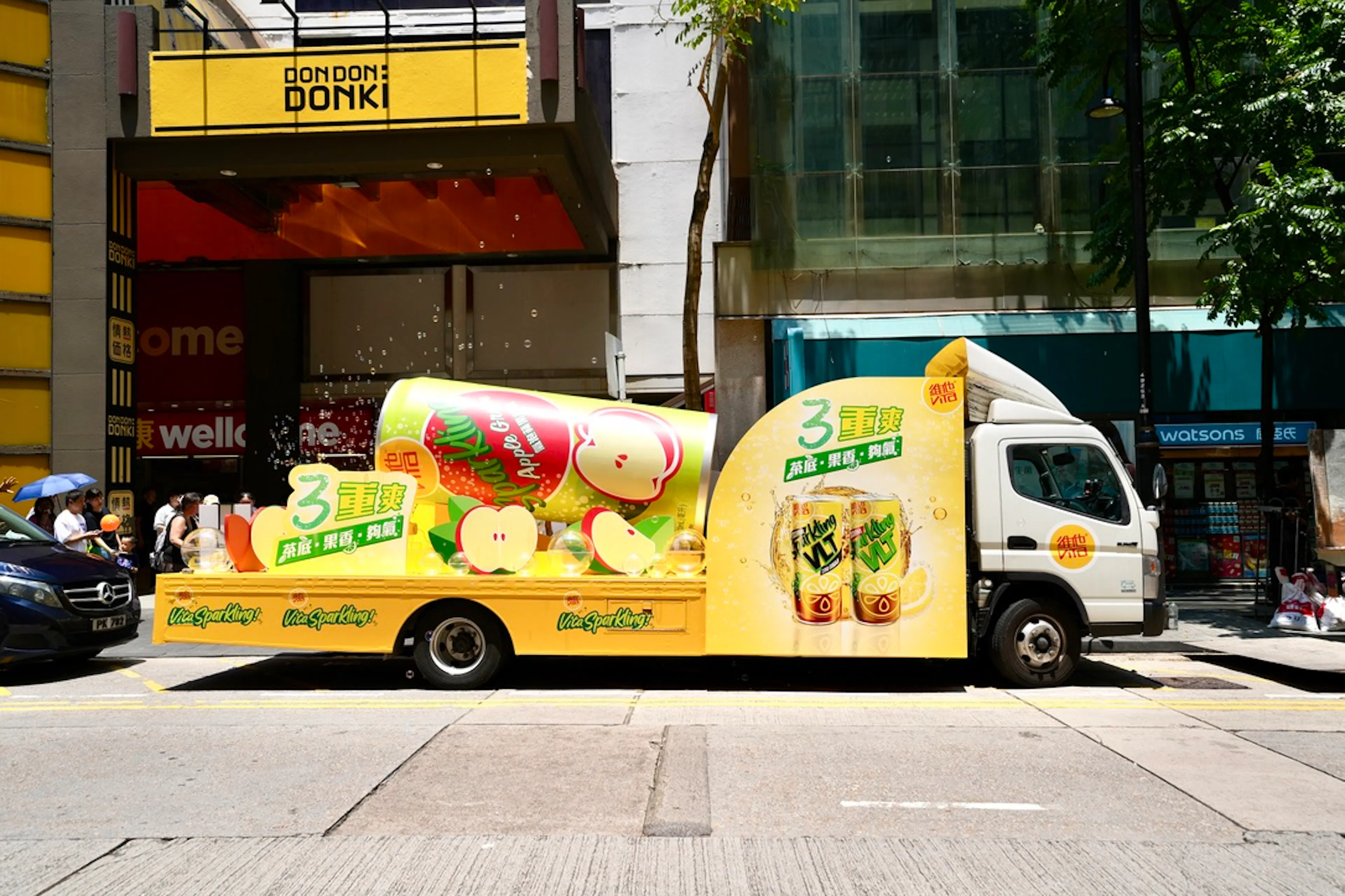 vlt sparkling promo truck hong kong