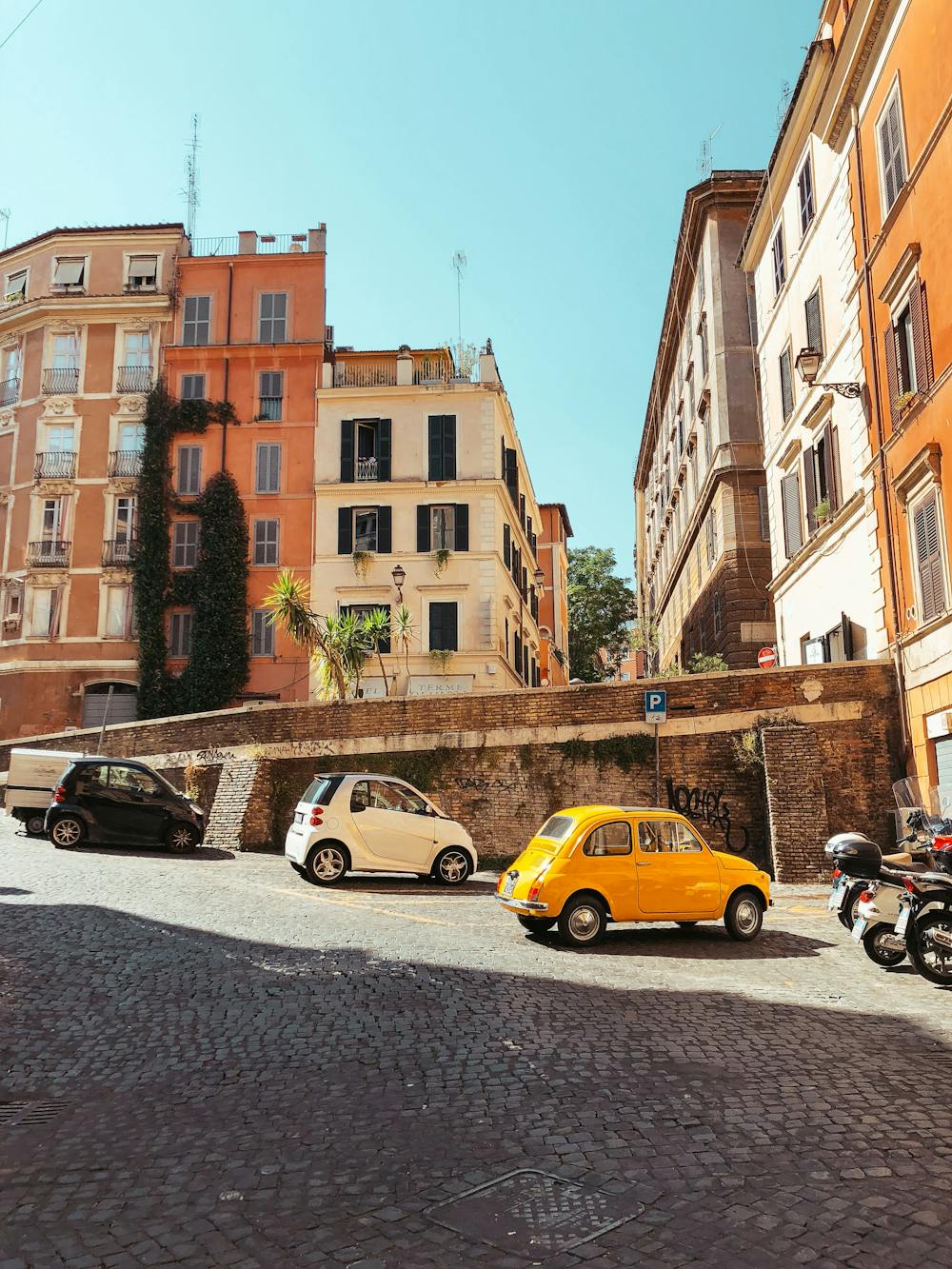 How to rent a car in Italy