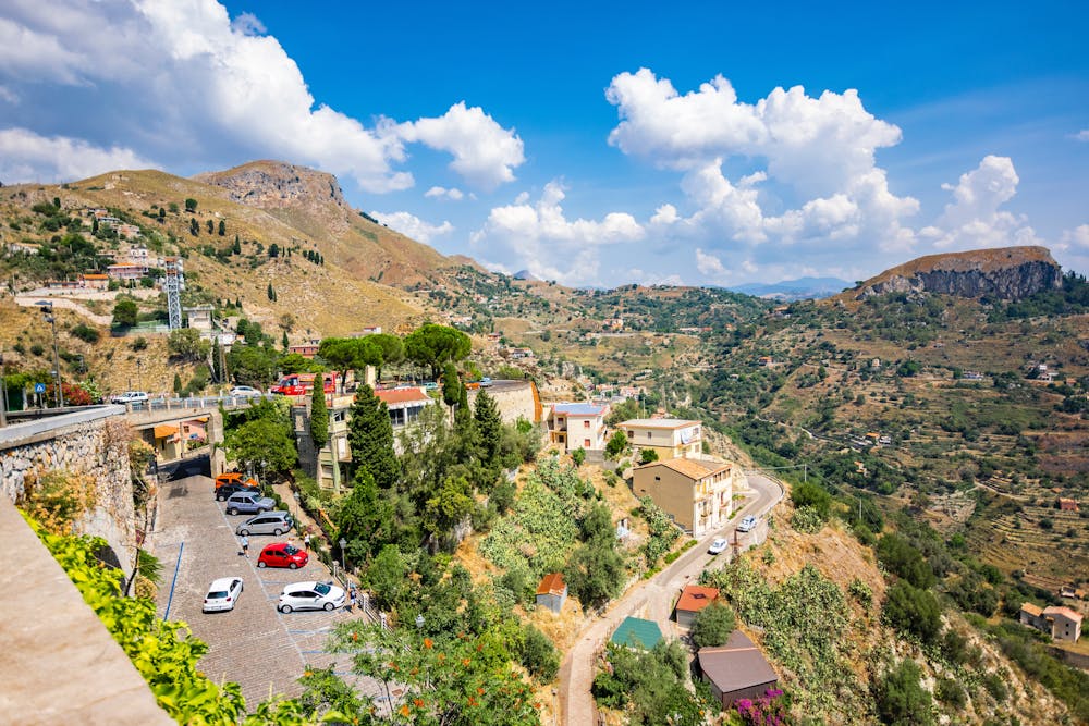 Rent a car in Sicily or Sardinia, Italy How to rent a car in Sicily or Sardina, Italy