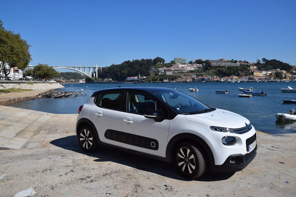 Rent a car for the best price in Portugal
