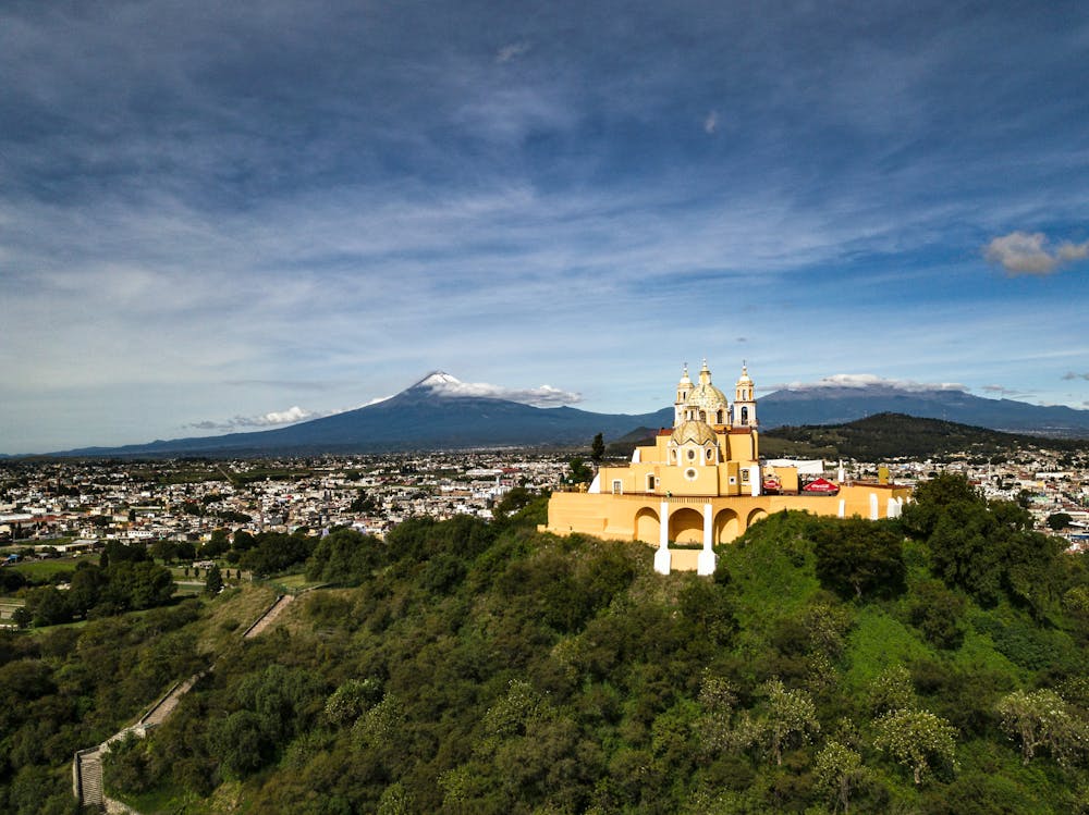 Exploring Mexico City without a rental car From Mexico City with a rental car to Puebla