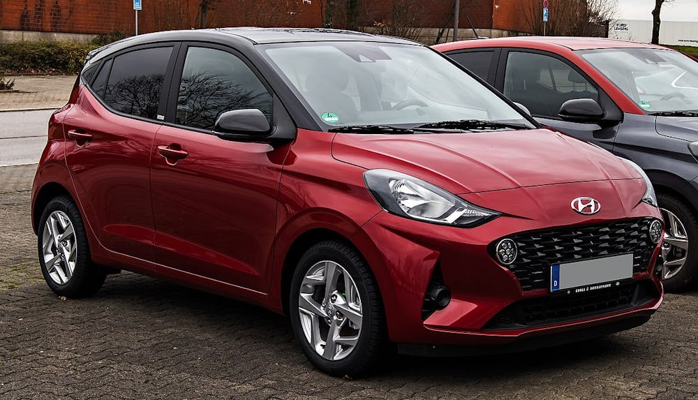 Een auto huren in Jordanië vanaf 18 jaar Een Hyundai i10 kun je in Jordanië huren ook als je jonger bent dan 21 jaar
