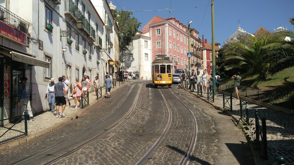 Car rental in Portugal age Minimum age to rent a car in Portugal