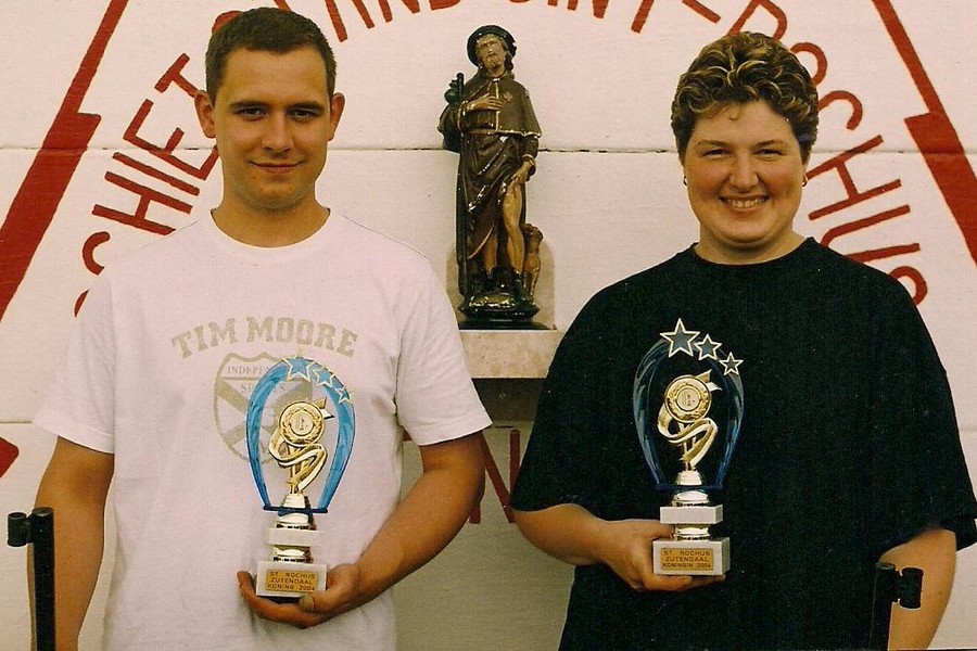 2004