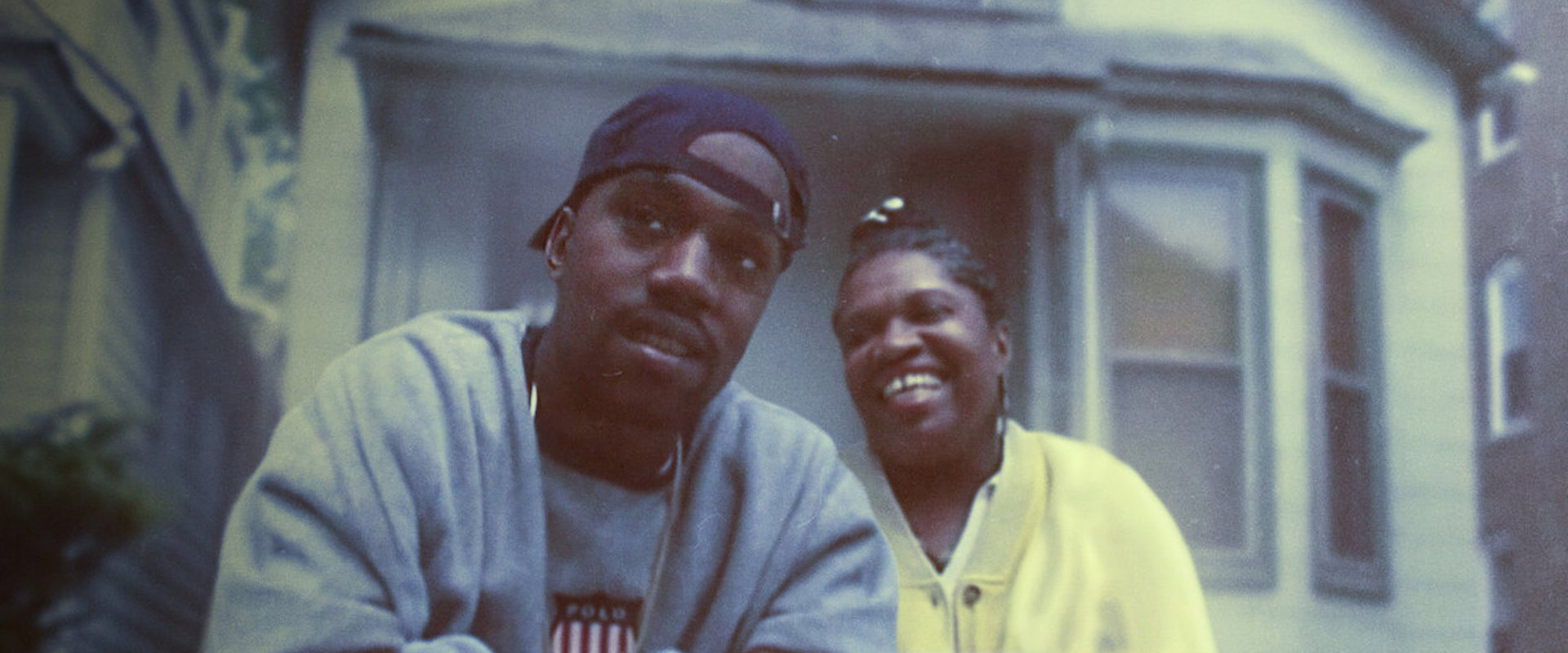 (L-R) Kanye West and Donda West in a screenshot from the NETFLIX documentary JEEN-YUHS