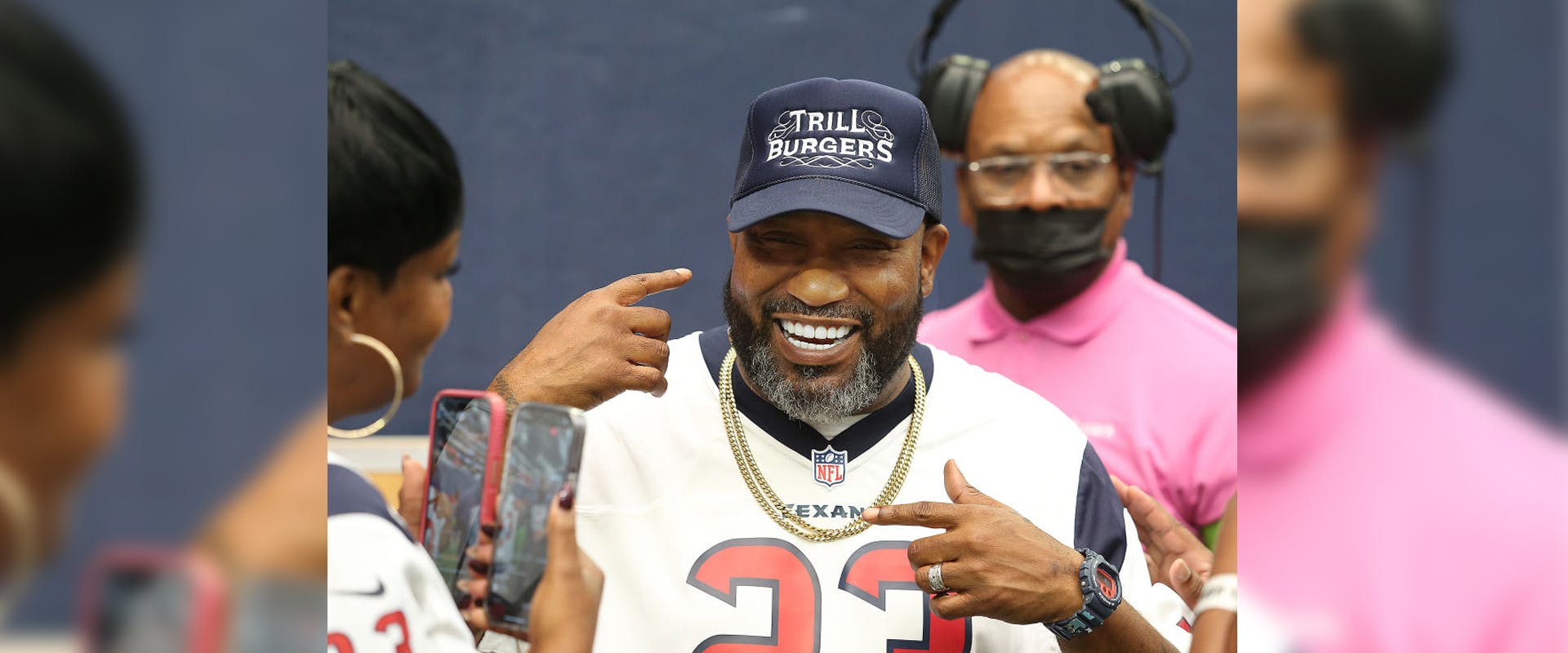 Indianapolis Colts v Houston Texans
HOUSTON, TEXAS - SEPTEMBER 17: Rapper Bun B participates in pre-game activities before the Indianapolis Colts play the Houston Texans at NRG Stadium on September 17, 2023 in Houston, Texas. 