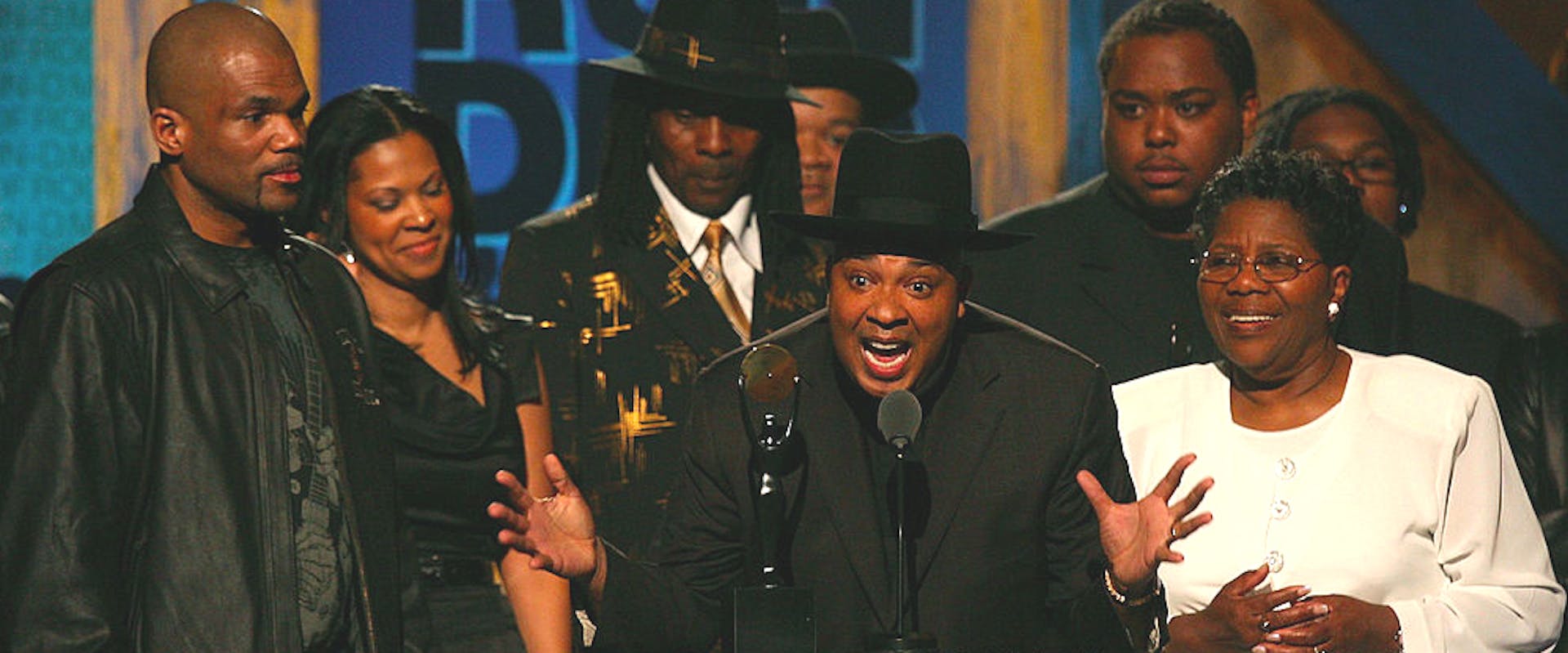 24th Annual Rock and Roll Hall of Fame Induction Ceremony - Show
CLEVELAND - APRIL 04: Jason "Rev. Run" Simmons speaks onstage as Run D.M.C. is inducted at the 24th Annual Rock and Roll Hall of Fame Induction Ceremony at Public Hall on April 4, 2009 in Cleveland, Ohio. 