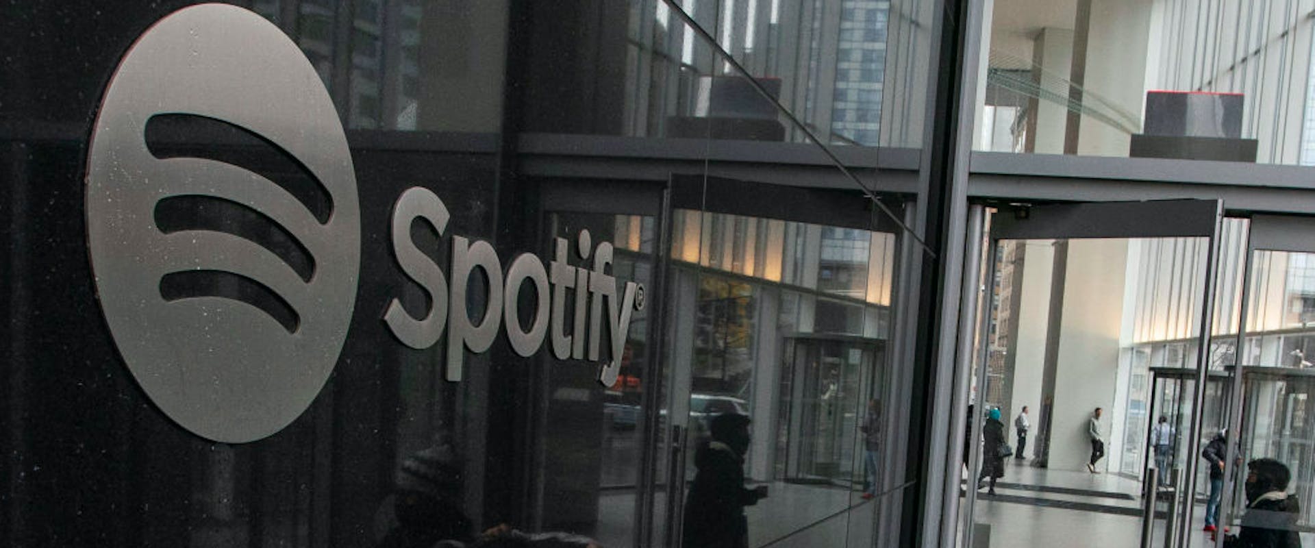 Spotify Removes AI-Generated Songs With Fake Streams